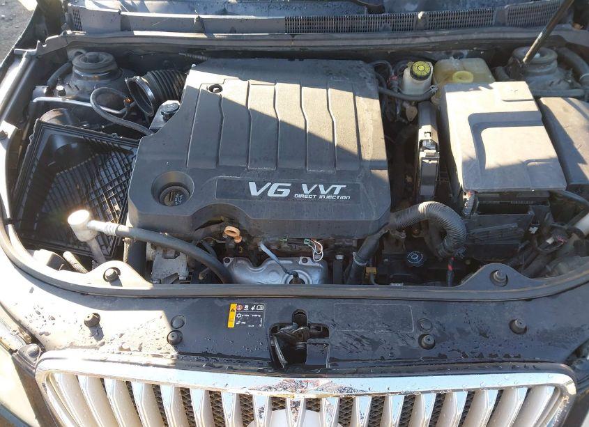 Photo 10 of 2011 Buick Lacrosse CXL (VIN 1G4GC5ED0BF301751)