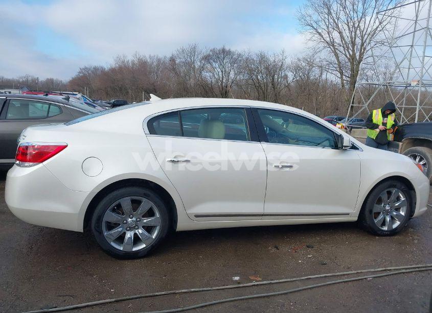 Photo 13 of 2011 Buick Lacrosse CXL (VIN 1G4GC5ED1BF352434)