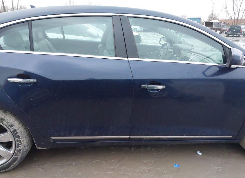 Photo 13 of 2011 Buick Lacrosse CXL (VIN 1G4GC5ED2BF113684)