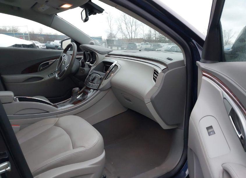 Photo 5 of 2011 Buick Lacrosse CXL (VIN 1G4GC5ED2BF113684)