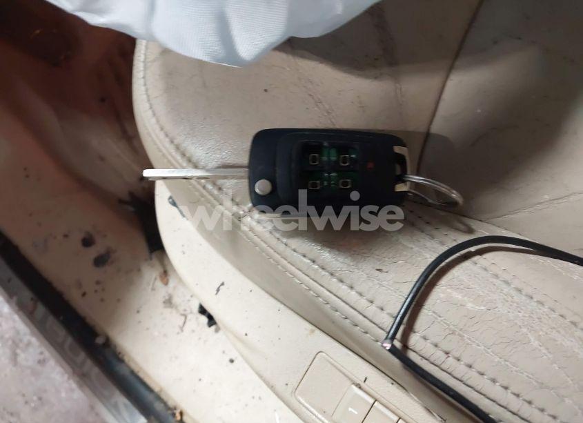 Photo 11 of 2011 Buick Lacrosse CXL (VIN 1G4GC5ED2BF205099)