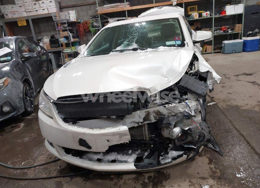 Photo 12 of 2011 Buick Lacrosse CXL (VIN 1G4GC5ED2BF205099)