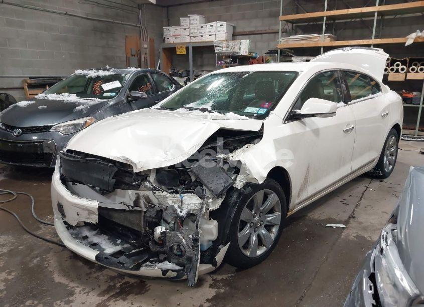 Photo 2 of 2011 Buick Lacrosse CXL (VIN 1G4GC5ED2BF205099)