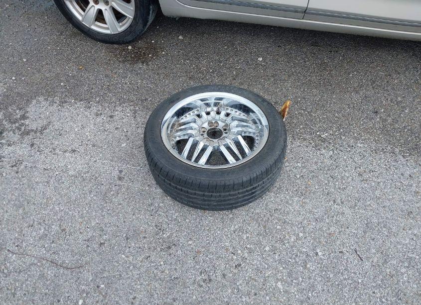 Photo 12 of 2011 Buick Lacrosse CXL (VIN 1G4GC5ED3BF161968)