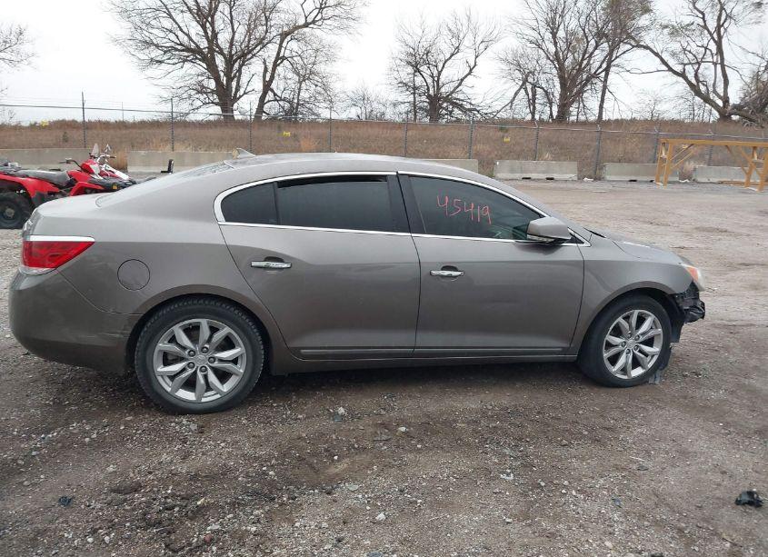 Photo 13 of 2011 Buick Lacrosse CXL (VIN 1G4GC5ED5BF212564)