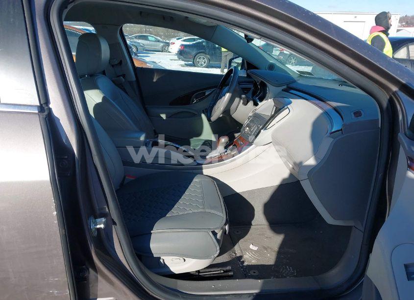 Photo 5 of 2011 Buick Lacrosse CXL (VIN 1G4GC5ED5BF288740)