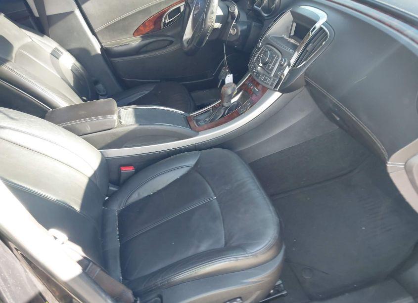 Photo 5 of 2011 Buick Lacrosse CXL (VIN 1G4GC5ED7BF143733)