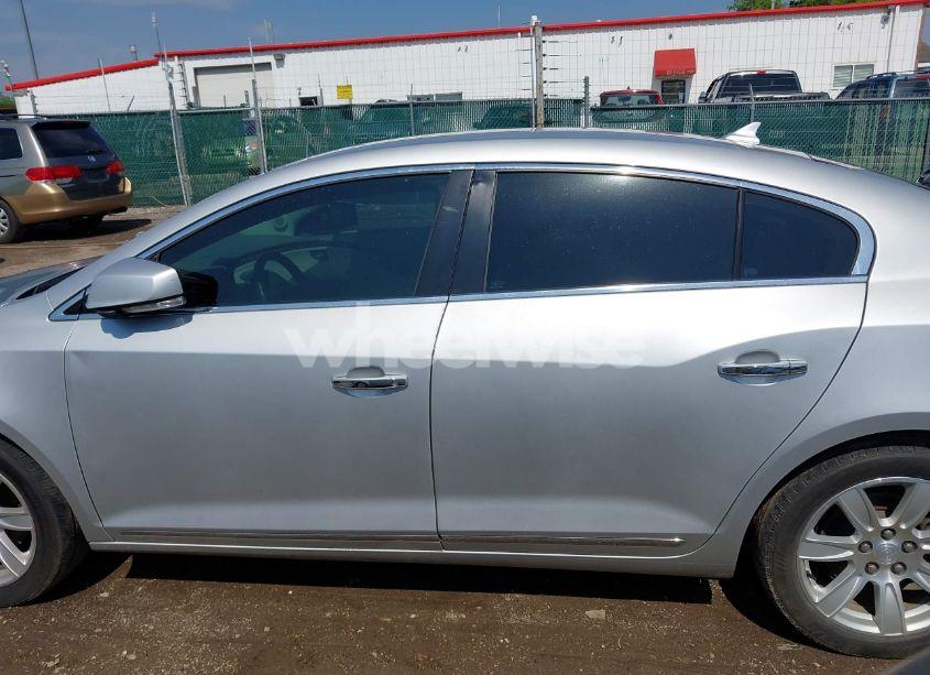 Photo 15 of 2010 Buick Lacrosse CXL (VIN 1G4GC5EG0AF174119)