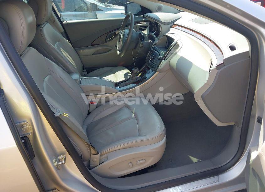 Photo 5 of 2010 Buick Lacrosse CXL (VIN 1G4GC5EG0AF174119)