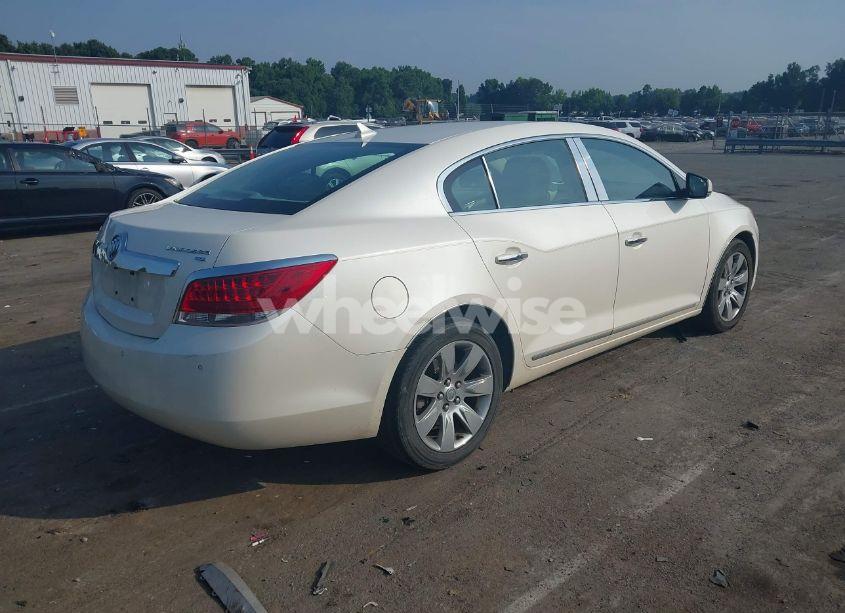 Photo 4 of 2010 Buick Lacrosse CXL (VIN 1G4GC5EG1AF226647)