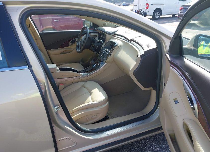 Photo 5 of 2010 Buick Lacrosse CXL (VIN 1G4GC5EG1AF289716)