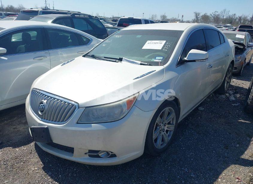 Photo 2 of 2010 Buick Lacrosse CXL (VIN 1G4GC5EG2AF173781)