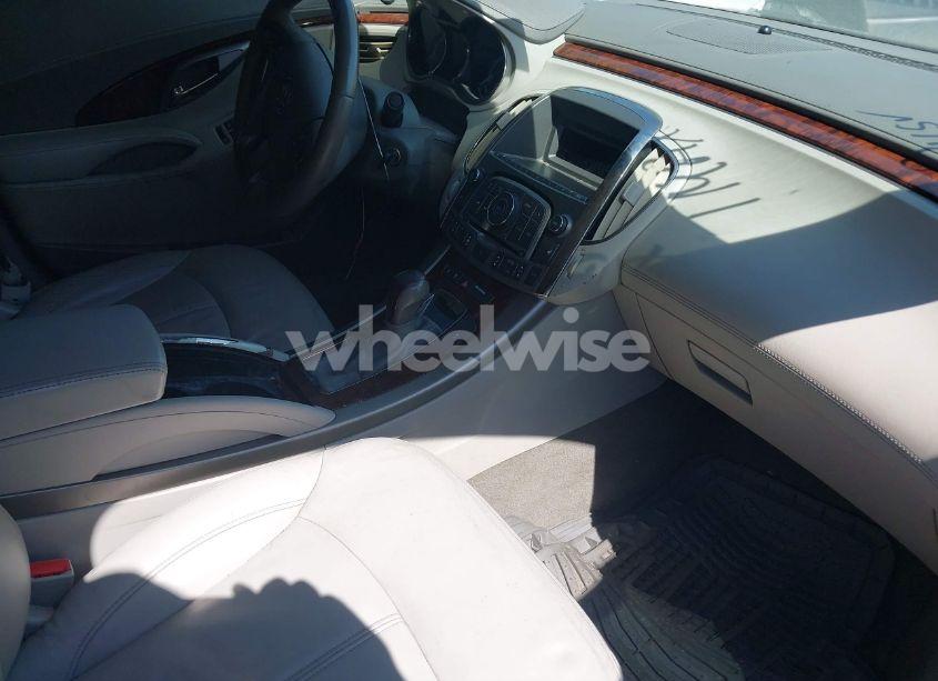 Photo 5 of 2010 Buick Lacrosse CXL (VIN 1G4GC5EG2AF173781)