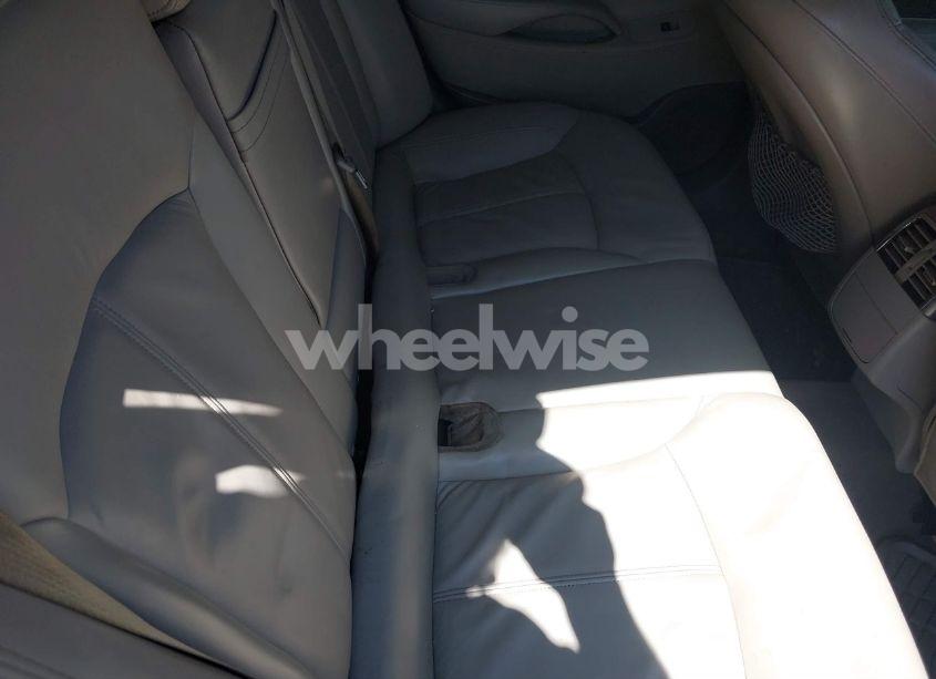 Photo 8 of 2010 Buick Lacrosse CXL (VIN 1G4GC5EG2AF173781)