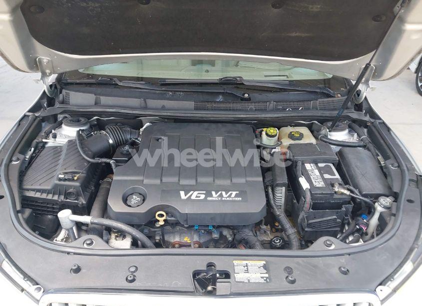 Photo 10 of 2010 Buick Lacrosse CXL (VIN 1G4GC5EG2AF220095)