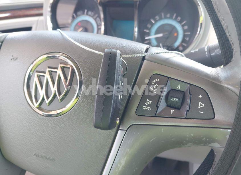 Photo 11 of 2010 Buick Lacrosse CXL (VIN 1G4GC5EG2AF220095)