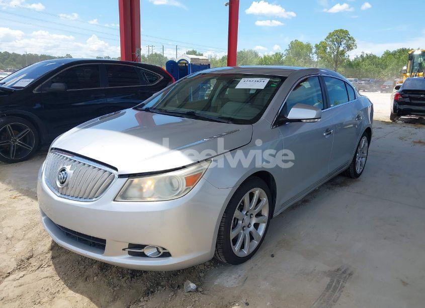 Photo 2 of 2010 Buick Lacrosse CXL (VIN 1G4GC5EG2AF220095)