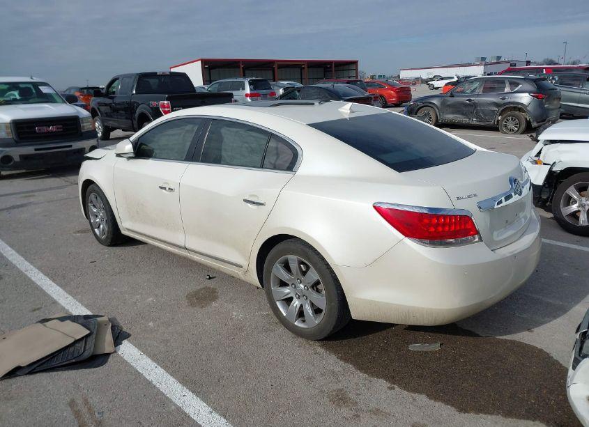 Photo 3 of 2010 Buick Lacrosse CXL (VIN 1G4GC5EG3AF174728)