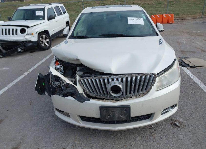 Photo 6 of 2010 Buick Lacrosse CXL (VIN 1G4GC5EG3AF174728)