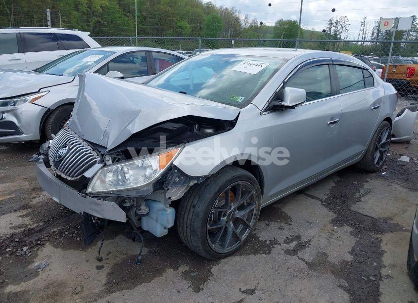 Photo 2 of 2010 Buick Lacrosse CXL (VIN 1G4GC5EG3AF248570)