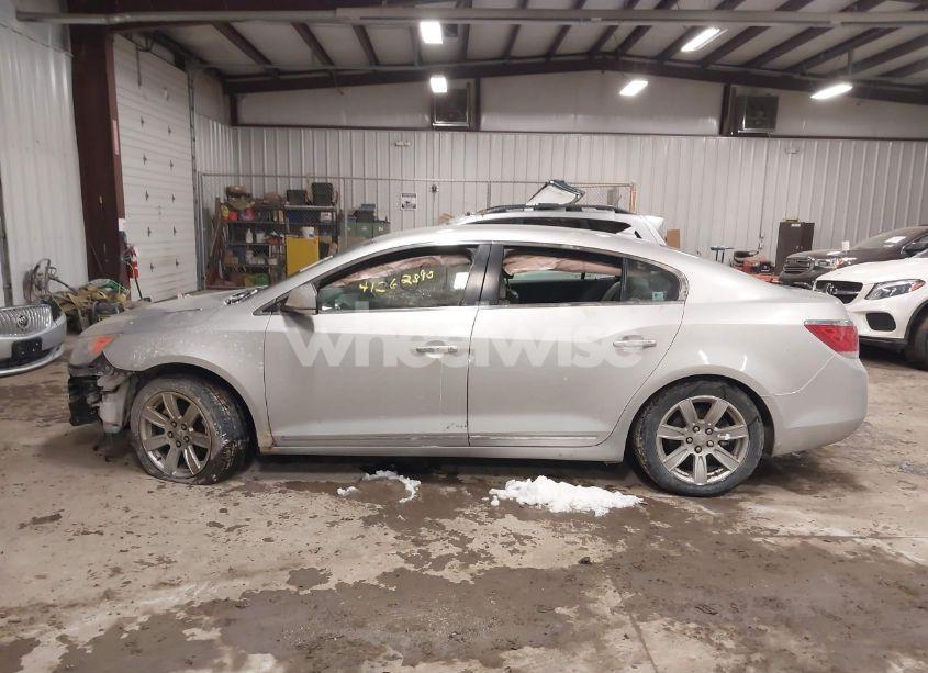 Photo 15 of 2010 Buick Lacrosse CXL (VIN 1G4GC5EG3AF259472)