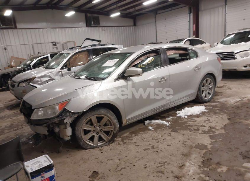 Photo 2 of 2010 Buick Lacrosse CXL (VIN 1G4GC5EG3AF259472)