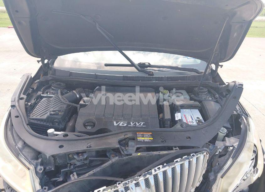 Photo 10 of 2010 Buick Lacrosse CXL (VIN 1G4GC5EG4AF177783)