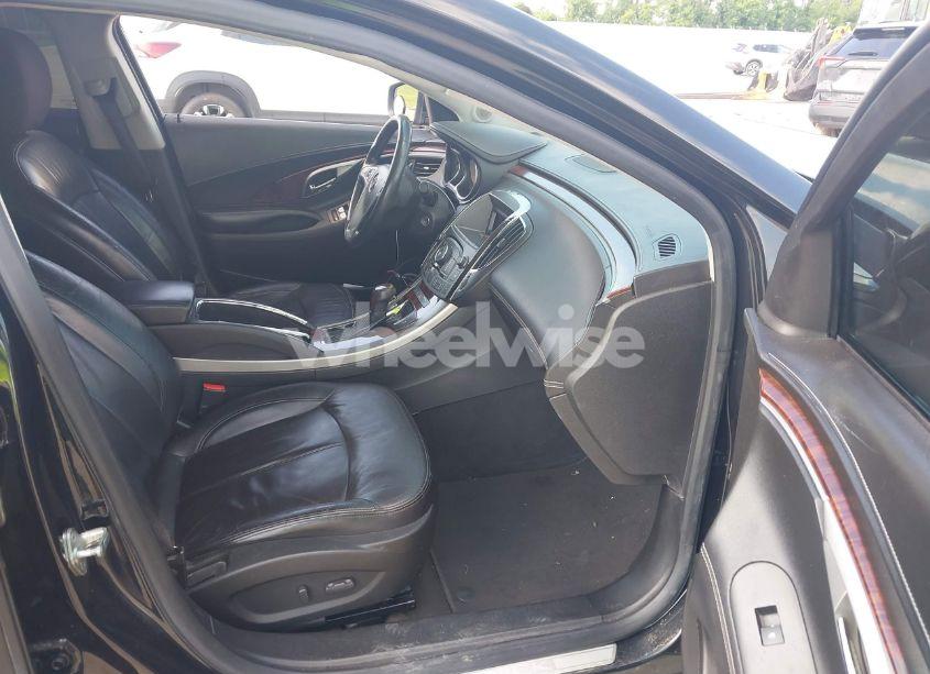 Photo 5 of 2010 Buick Lacrosse CXL (VIN 1G4GC5EG4AF177783)