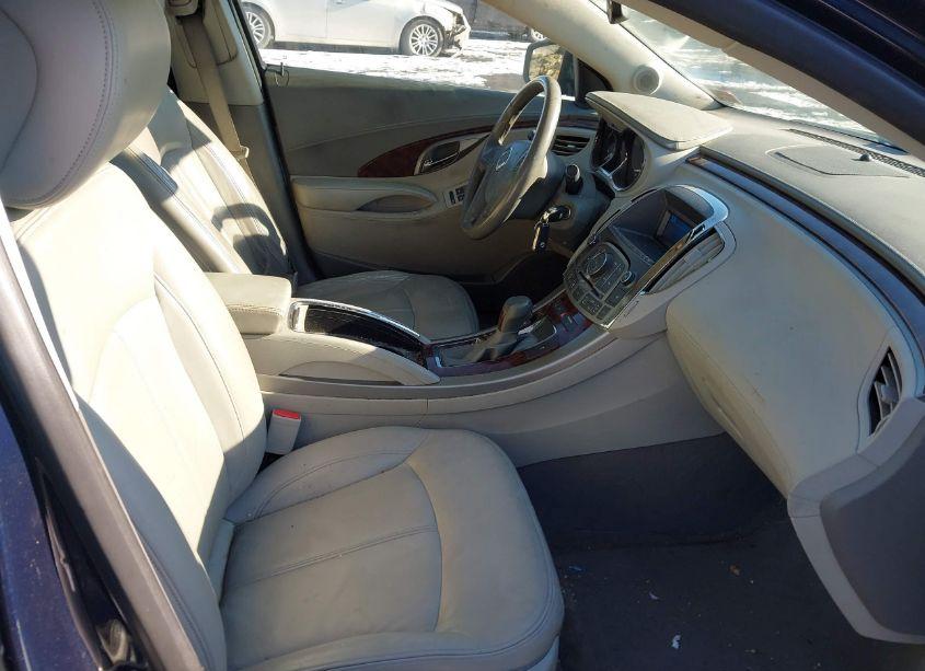 Photo 5 of 2010 Buick Lacrosse CXL (VIN 1G4GC5EG4AF185592)
