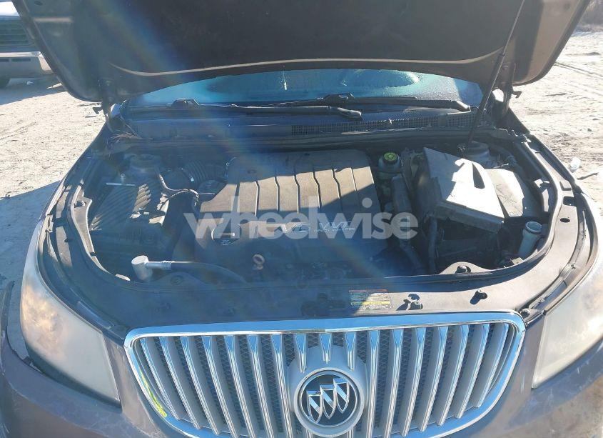 Photo 10 of 2010 Buick Lacrosse CXL (VIN 1G4GC5EG4AF243264)