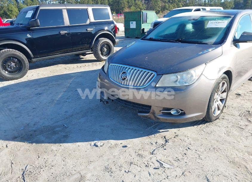 Photo 12 of 2010 Buick Lacrosse CXL (VIN 1G4GC5EG4AF243264)