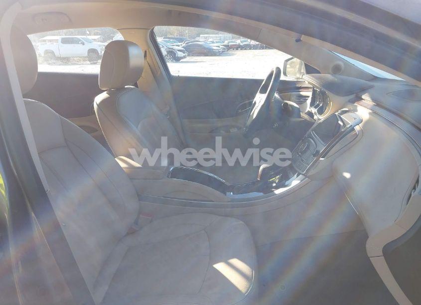 Photo 5 of 2010 Buick Lacrosse CXL (VIN 1G4GC5EG4AF243264)