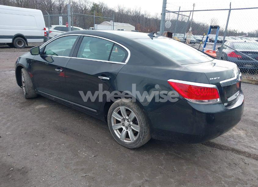 Photo 3 of 2010 Buick Lacrosse CXL (VIN 1G4GC5EG5AF101196)