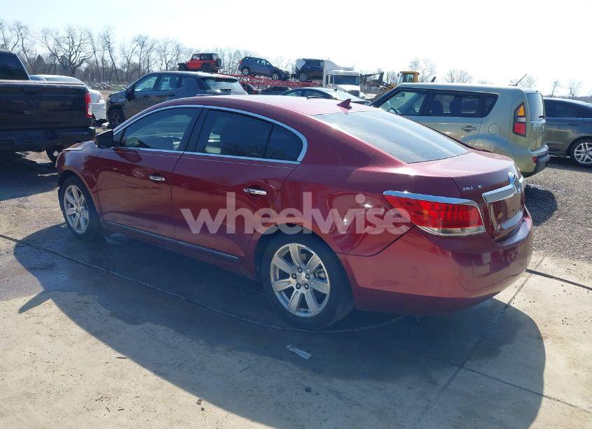 Photo 3 of 2010 Buick Lacrosse CXL (VIN 1G4GC5EG5AF128432)