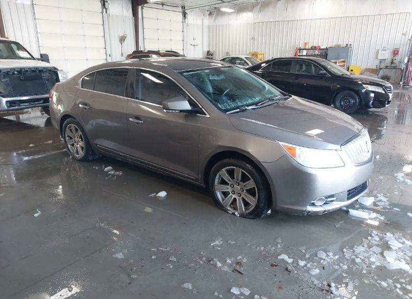 2010 Buick Lacrosse CXL (VIN 1G4GC5EG5AF322233) main photo