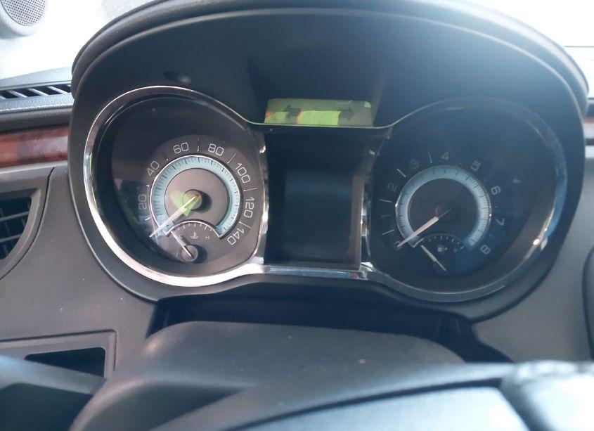 Photo 7 of 2010 Buick Lacrosse CXL (VIN 1G4GC5EG5AF322233)