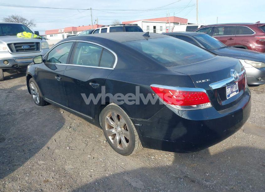 Photo 3 of 2010 Buick Lacrosse CXL (VIN 1G4GC5EG6AF321592)