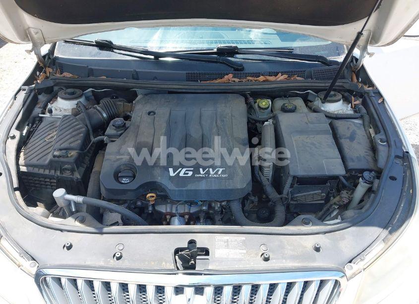 Photo 14 of 2010 Buick Lacrosse CXL (VIN 1G4GC5EG8AF178340)