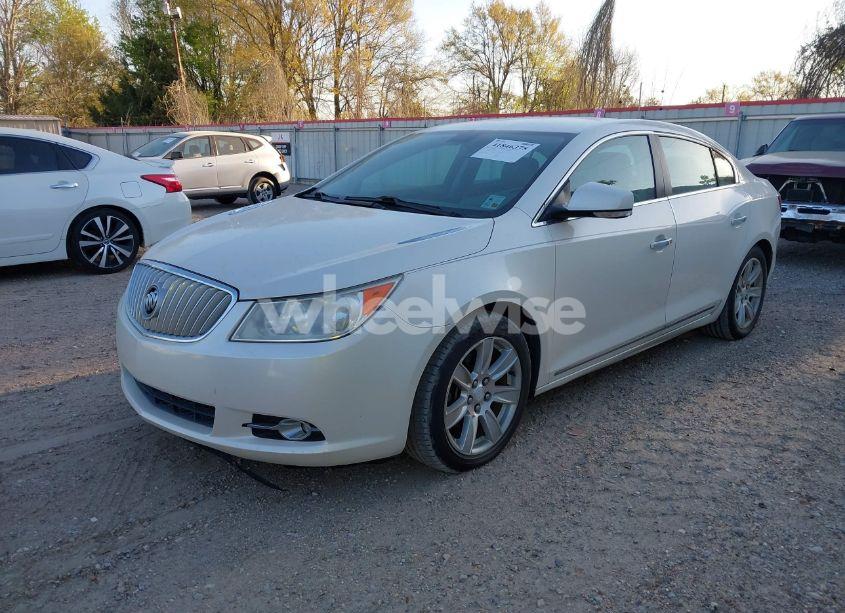 Photo 2 of 2010 Buick Lacrosse CXL (VIN 1G4GC5EG8AF182825)