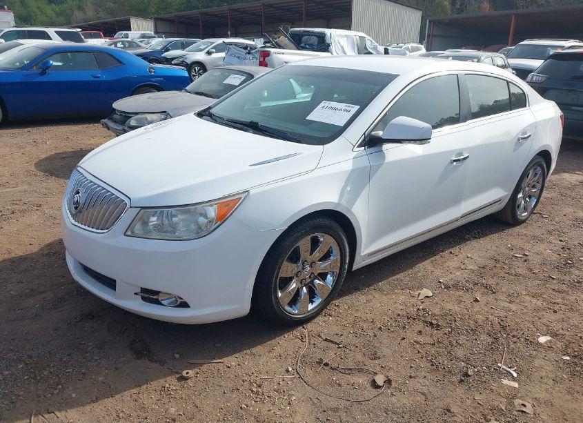 Photo 2 of 2010 Buick Lacrosse CXL (VIN 1G4GC5EGXAF201035)