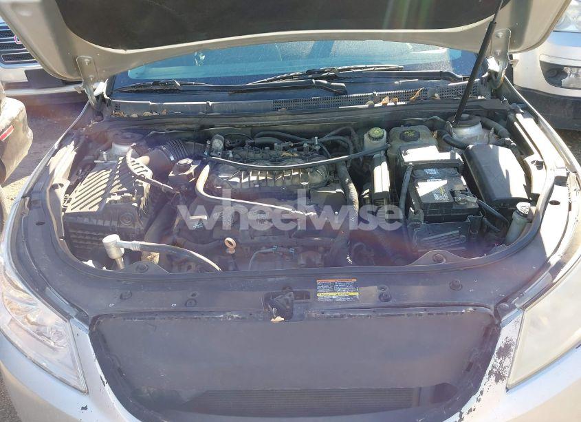 Photo 10 of 2010 Buick Lacrosse CXL (VIN 1G4GC5EGXAF300759)