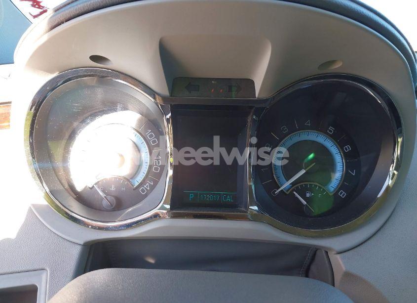 Photo 7 of 2010 Buick Lacrosse CXL (VIN 1G4GC5EGXAF300759)