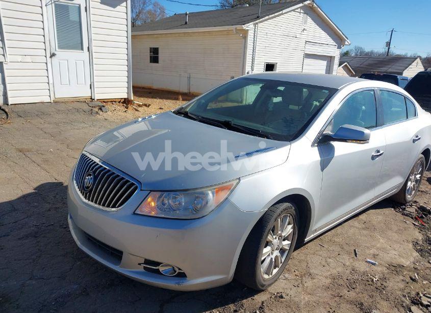 Photo 2 of 2013 Buick Lacrosse LEATHER GROUP (VIN 1G4GC5ER3DF284636)