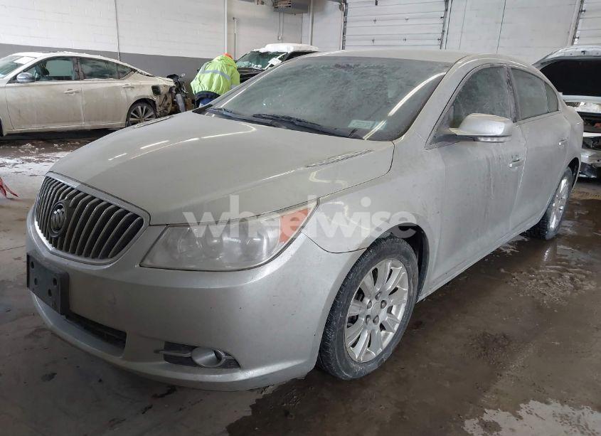 Photo 2 of 2013 Buick Lacrosse (VIN 1G4GC5ER6DF129577)