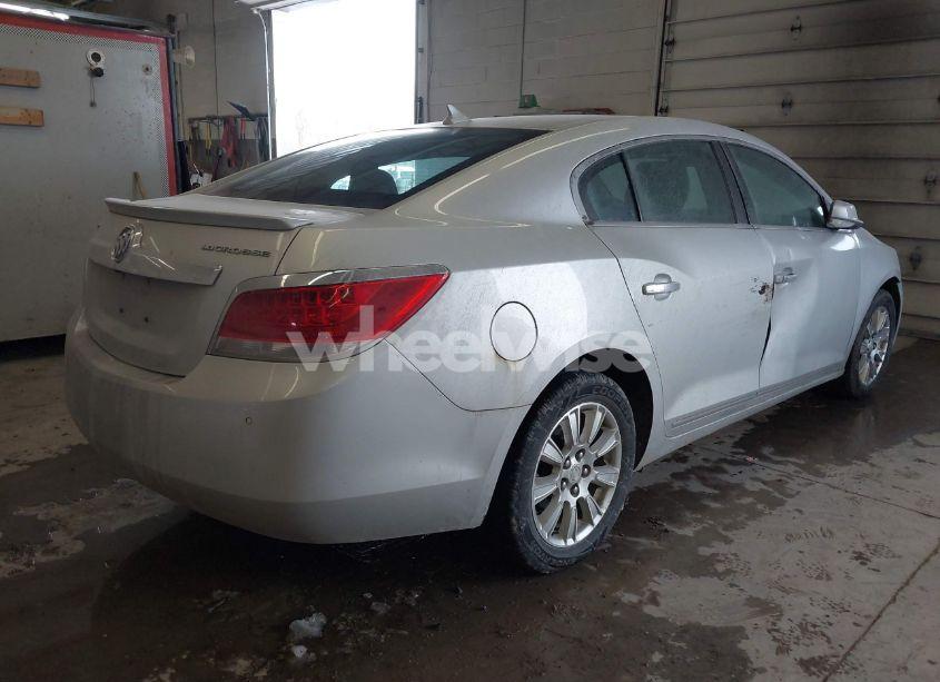 Photo 4 of 2013 Buick Lacrosse (VIN 1G4GC5ER6DF129577)