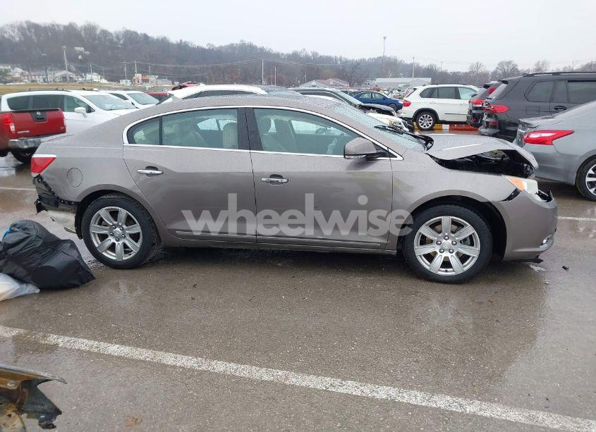 Photo 13 of 2011 Buick Lacrosse CXL (VIN 1G4GC5GC9BF200843)