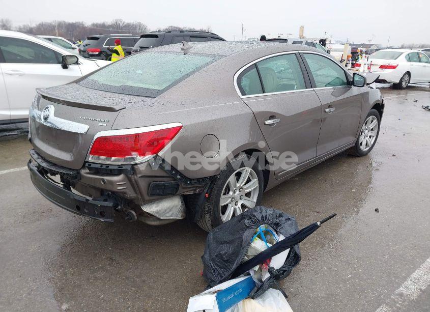 Photo 4 of 2011 Buick Lacrosse CXL (VIN 1G4GC5GC9BF200843)
