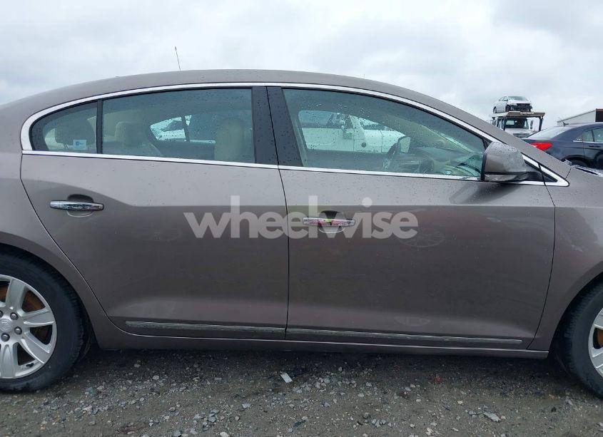 Photo 13 of 2011 Buick Lacrosse CXL (VIN 1G4GC5GD6BF177644)