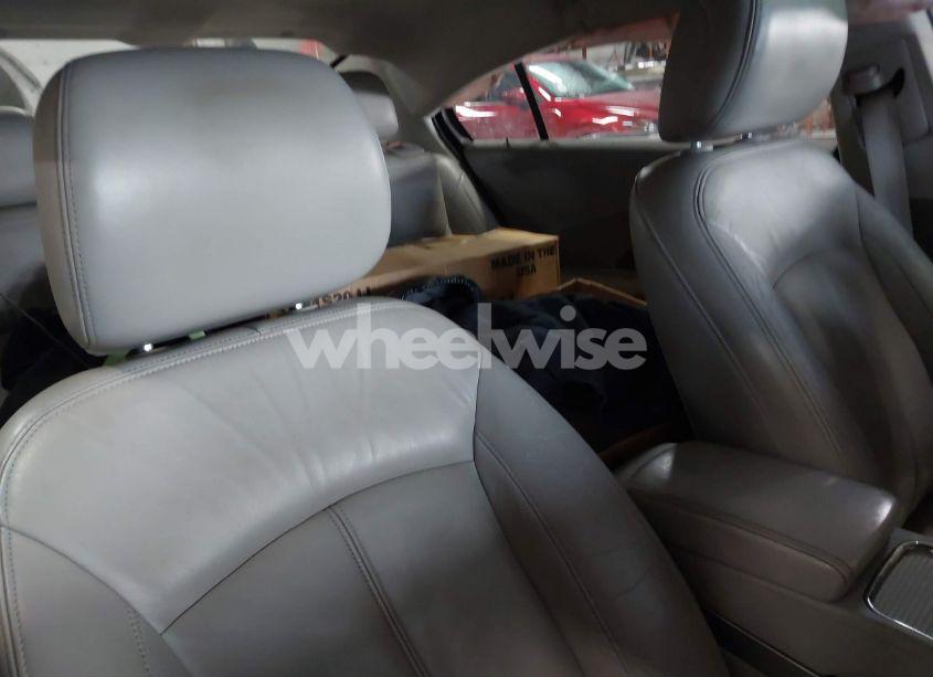 Photo 8 of 2011 Buick Lacrosse CXL (VIN 1G4GC5GD8BF163387)