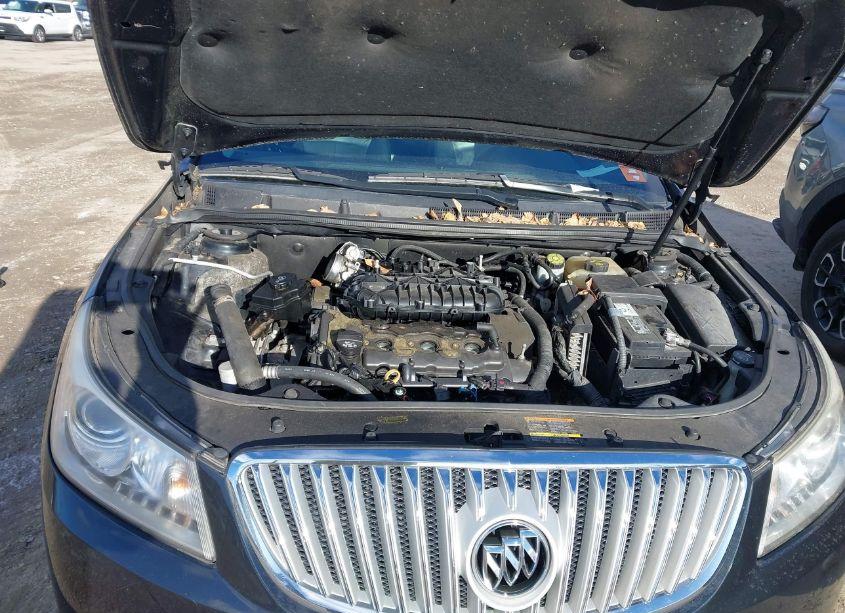 Photo 10 of 2010 Buick Lacrosse CXL (VIN 1G4GC5GG0AF321780)